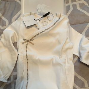 SOLD‼️‼️‼️ Toddler Burberry Set